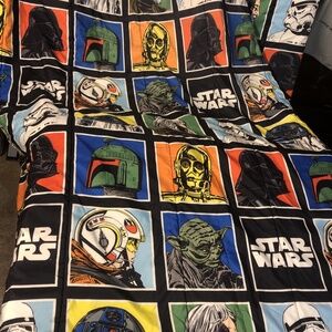Star Wars Reversible Comforter - Twin Sized